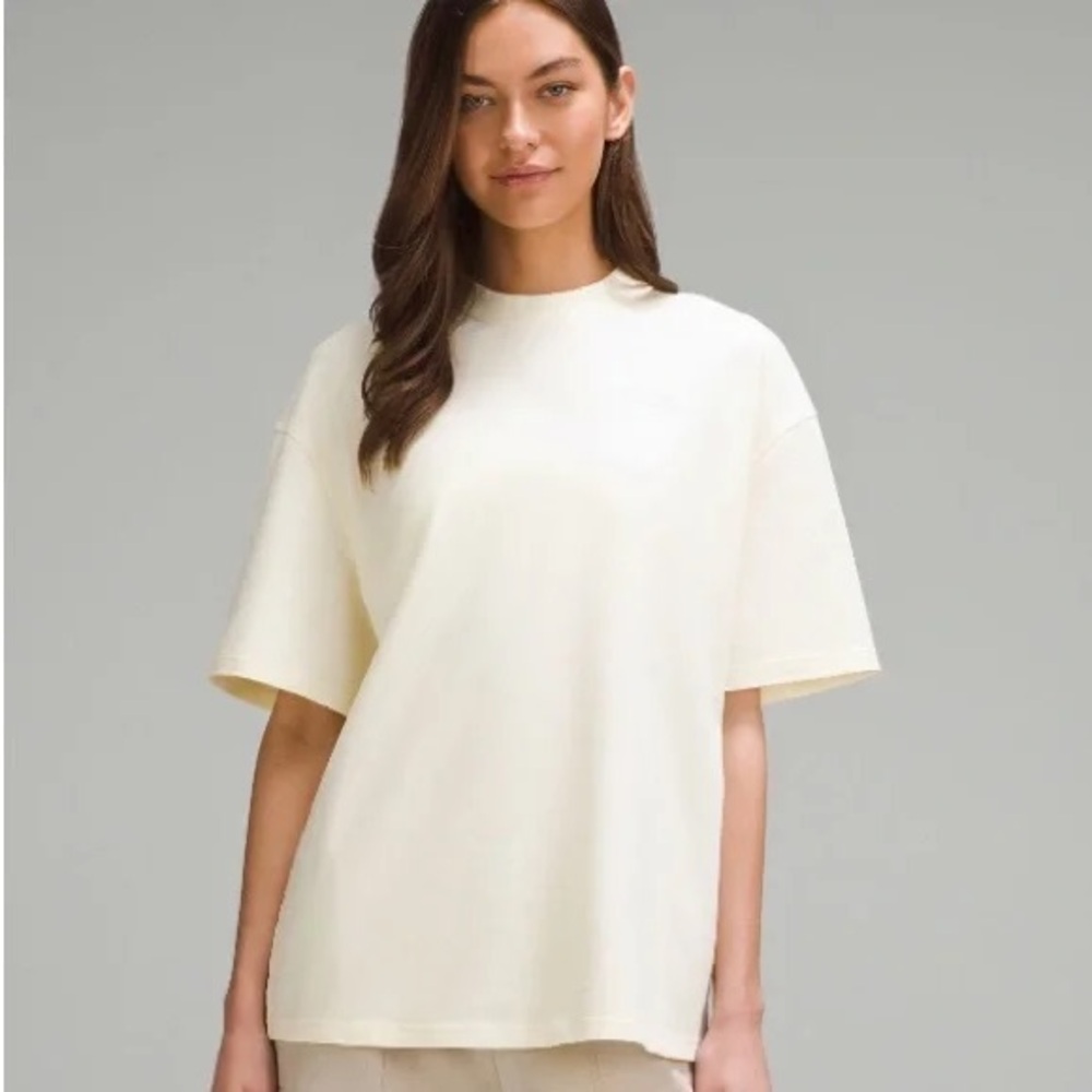 Lululemon Women's brushed heavyweight cotton crew neck tee size large yellow